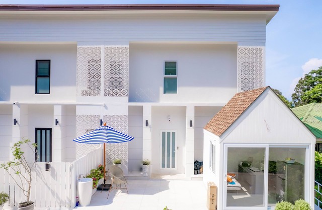 Koh Chang Luxury Pool Villas