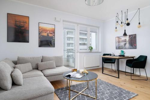 Komfortowy Apartament z Parkingiem i Balkonem Katowice by Noclegi Renters