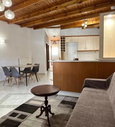 Koutsogiannopoulos House