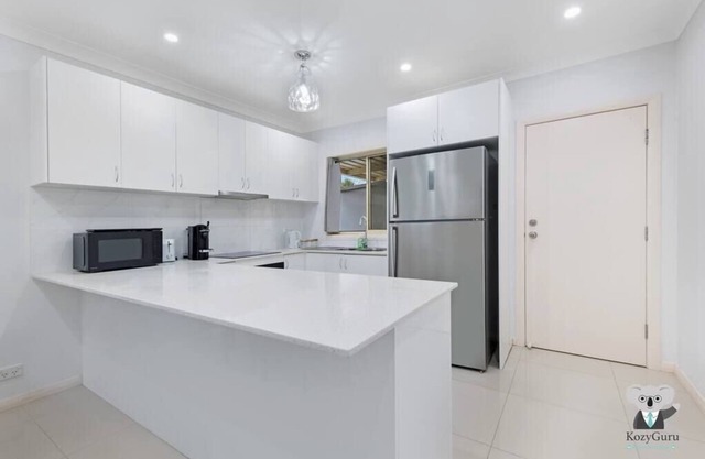 KozyGuru | Fairfield East | Newly Renovated House
