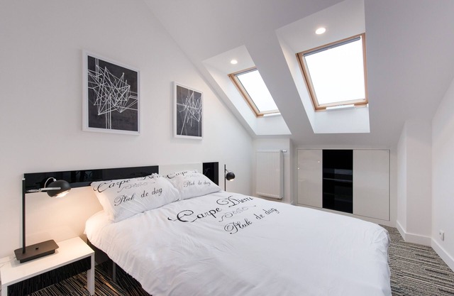 Krakow Old Town, 3 bedrooms, 2 bathrooms, aircon, 8 guest