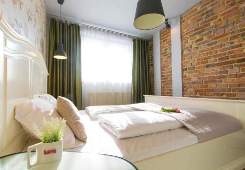 Krupnicza Modern Old Town Apartments - by Upstairs