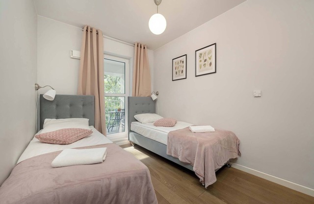 Kukuczki 7 Stylowy Apartament we Wroclawiu by Noclegi Renters