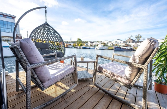 L'Escale Royale L'Isle Adam Port Oise