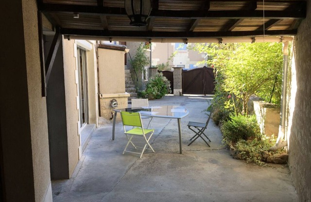 L'évidence * Atypical house of 60m² with private interior courtyard