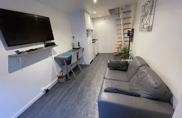 L'IDÉAL 9 = Maisonette + Terrace 50m from PLACE MORNY (hyper centre-ville)