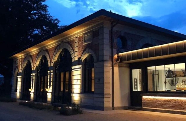 L Orangerie de Chatel for 8 2019 Figaro Magazine cover heated swimming poll