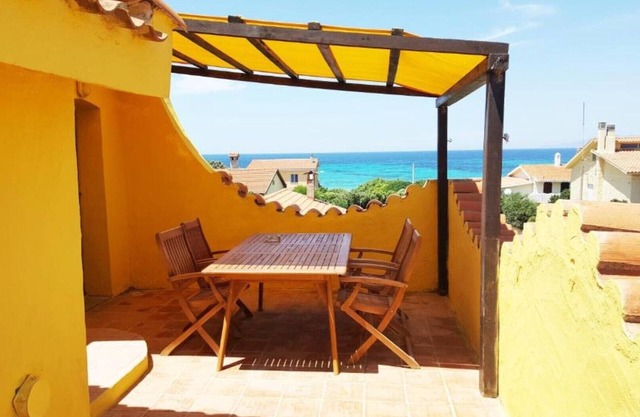 La Baia Apartments Sea View