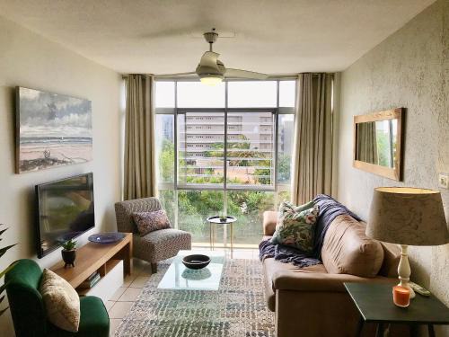 La Ballito Beachfront Breakaway