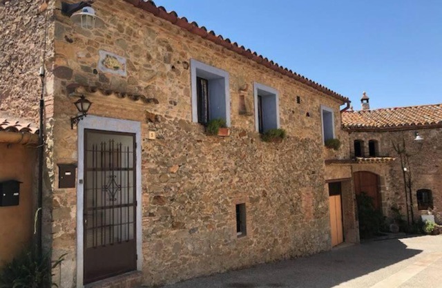 LA BARNOVA - little gem loft in L'Empordà