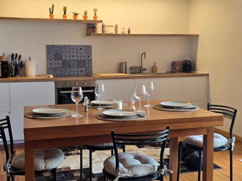 La BuCa - in Como - Complete apartment, 150 sq m - Private covered parking - Private terrace - Fully equipped kitchen - Two large bedrooms