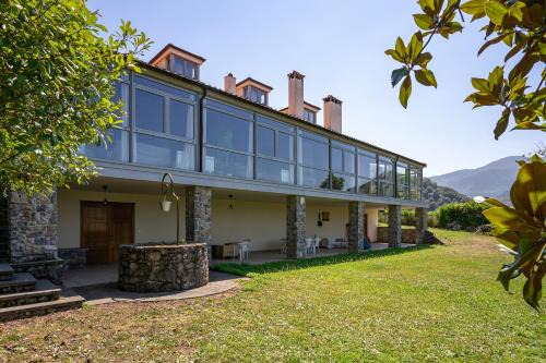 La Casona de Alesga, Asturias-Fresnedo