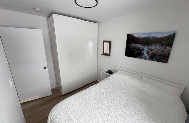 La Crete Guest House