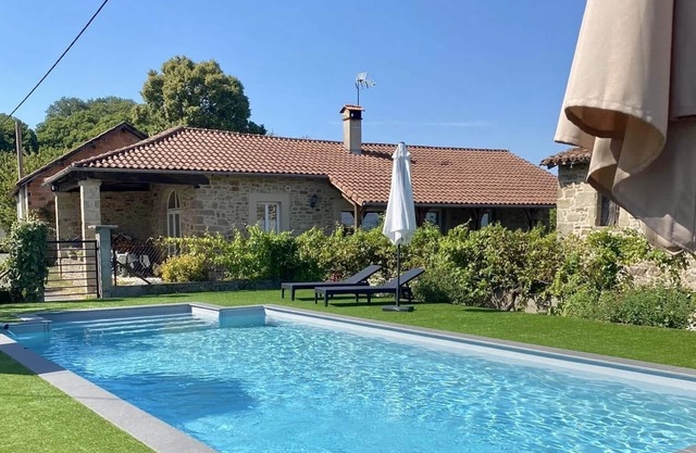 La Croix del Sol - 5 people - 9km from Figeac - shared pool
