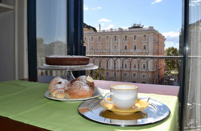 La Maison du Paradis: Charming apartment in the heart of Salerno