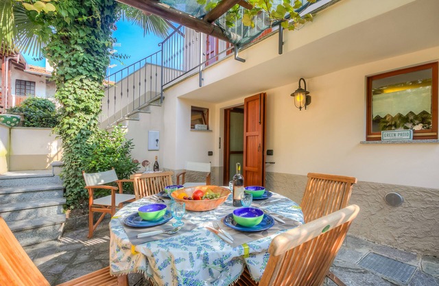 La Piccola Casa Dell'Uva Fragola, Meina, Italy