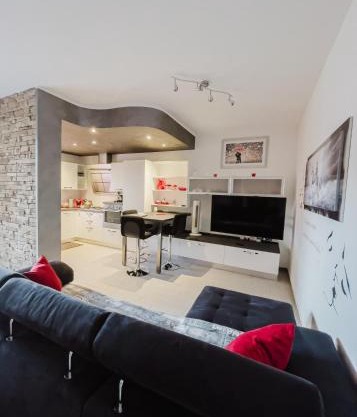 La Primula by Quokka 360 - flat outside the city of Como