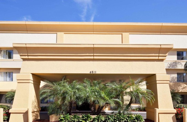 La Quinta by Wyndham Tampa Fairgrounds - Casino