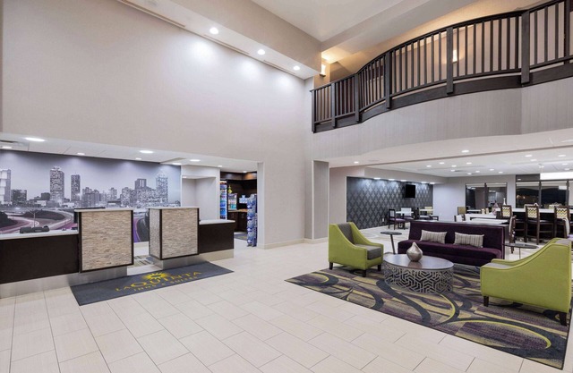 La Quinta Inn & Suites by Wyndham Kennesaw