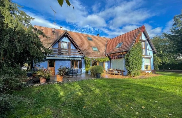 La Réserve, House for up to 14 people with large garden