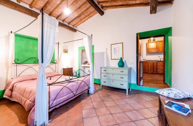 La Scala house with garden in the old convent in Siena