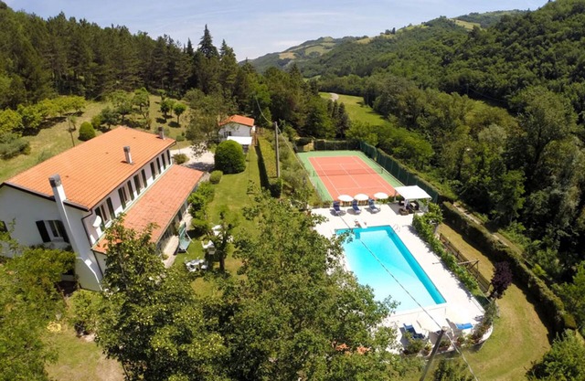 La Villa Dina 10, Emma Villas