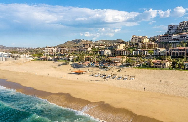 Labor Day - Aug 26-29 - 120 a nt. In luxurious Pueblo Bonito Sunset beach Cabo