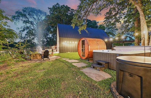 Lagom at Cedar Creek - Wellness Lakefront Cabin