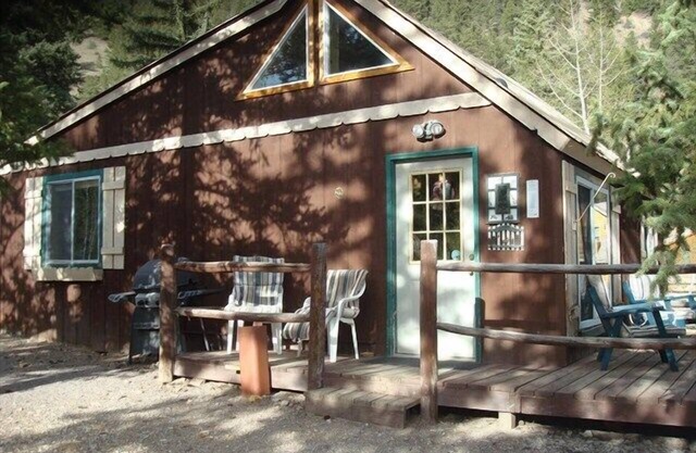 Lake Cabin #9 - Great Deck to Enjoy the Evenings