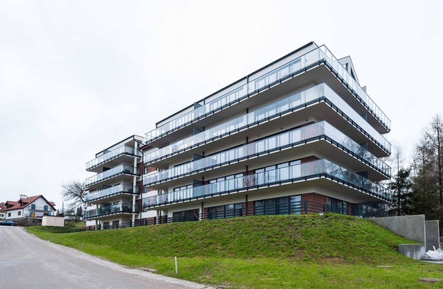 Lake Club Apartments - LoftAffair