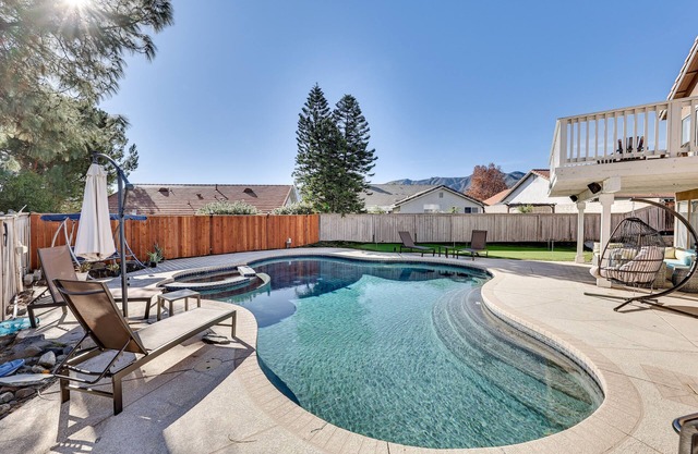 Lake Elsinore Home w/Pool - 44 Mi to Disneyland!