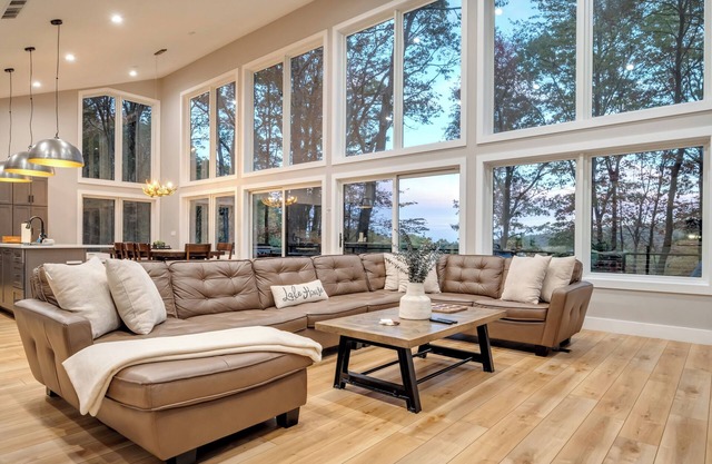 Lake Harmony Access - 8min to Ski, Arcade, Firepit, Outdoor Griddle, Swim/Beach