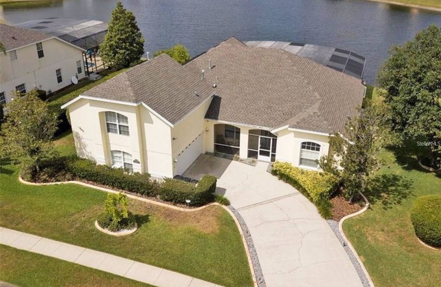 Lake House at Formosa - Sophisticated villa with private pool, spa and game room