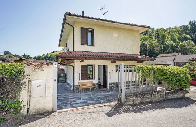 Lake It Easy by Interhome