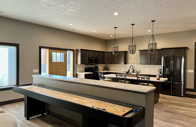 Lake Madison Retreat - Whole House - Pet Friendly