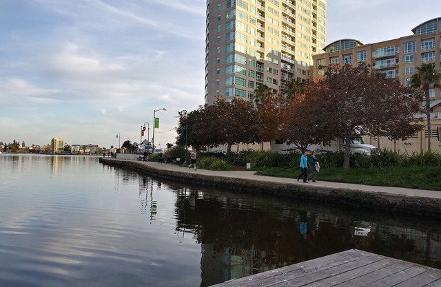 LAKE MERRITT 4 BED 4 BATH