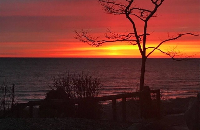 Lake Michigan 100 ft Private Beach Front