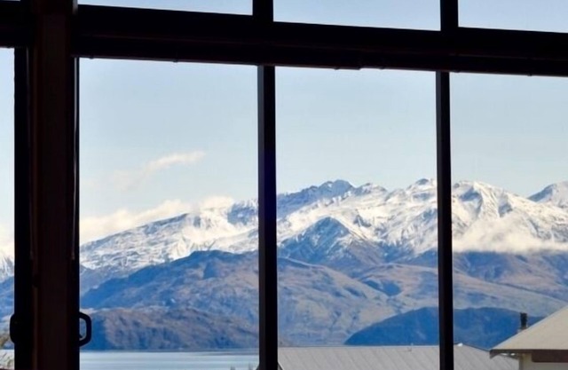 Lake views on Mataraki