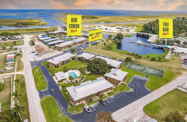 Lake View -Fresh & New-Bass N Sun-Pool-King Bed