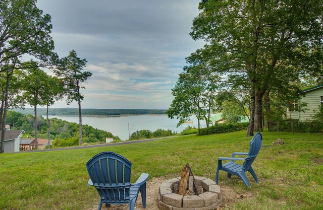 Lake-View Mountain Home Retreat w/Fire Pit!