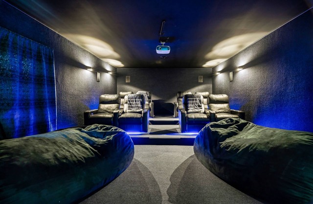 Lakefront - 2 Homes! Private!