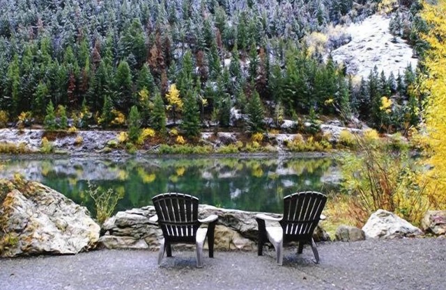 Lakefront Cabin 20 miles from Jackson, near Grand Teton National Park