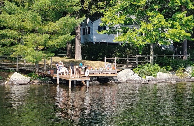 Lakefront Classic Maine Cottage, Private, for Families ,5 Br, On Quiet Lake