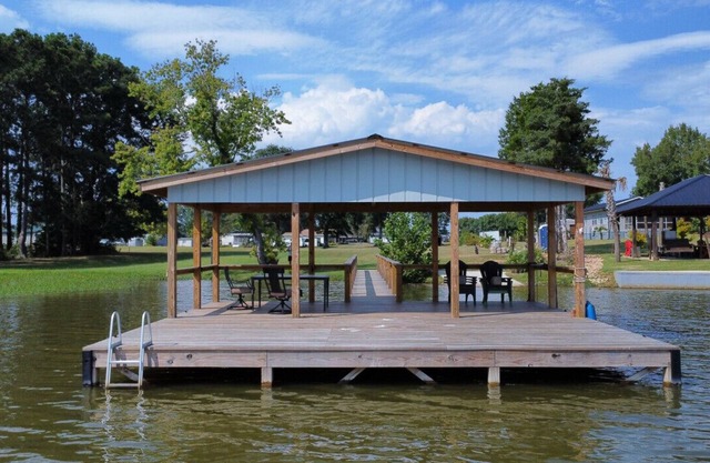 Lakefront Home Featured on HGTV