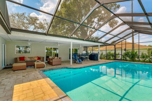 Lakefront Home with Heated Pool, Near Disney