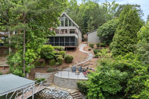 Lakefront Keowee Home with Dock, 14 Mi to Clemson