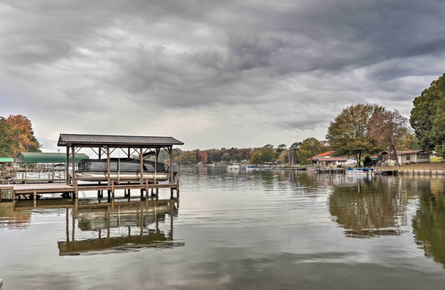 Lakefront Retreat w/Dock, Fishing & Fire Pit!