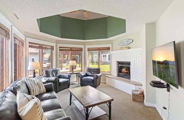 Lakeside Condo in Gull Lake, MN, 2BR, Boat Rentals