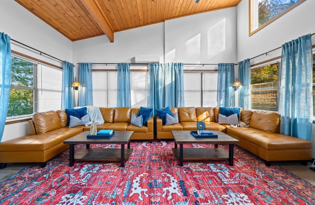 Lakeside Retreat w/Dock, Game Room, Spacious Deck