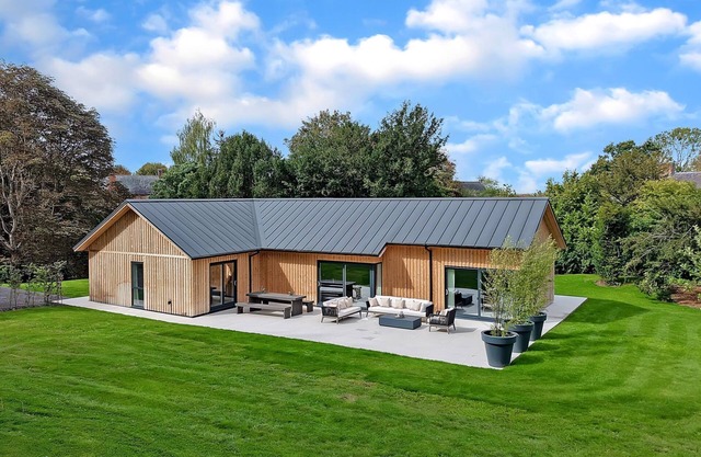 Lambs Lawn - Pet Friendly, Westbury near Devizes